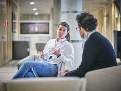 Folk_på_jobb_vestlandshuset 1